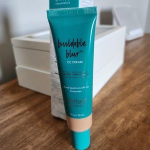 Thrive Causemetics Buildable Blur CC Cream - Light Medium